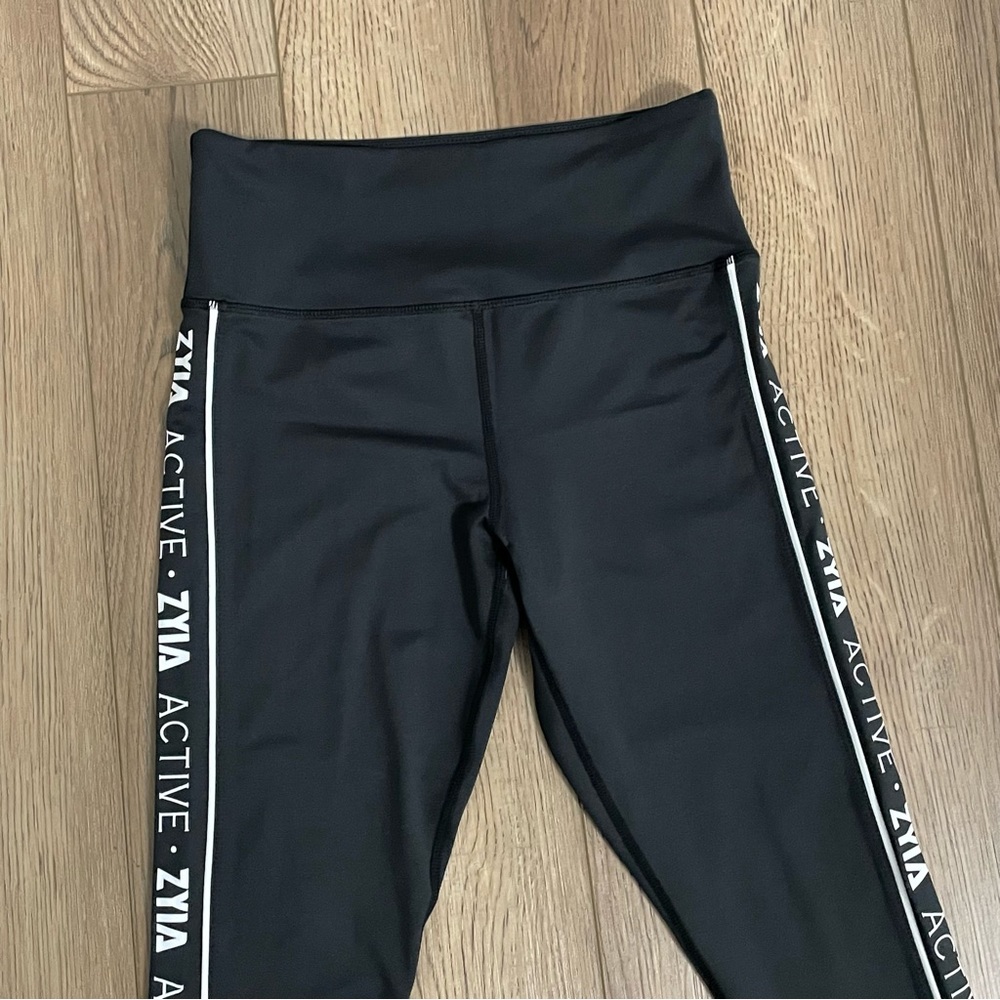 Zyia Active Leggings Print Down Sides - Picture 3 of 10